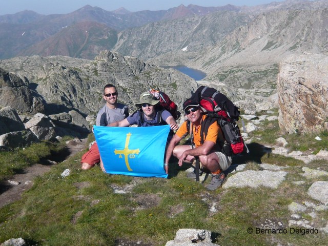 Coronando la collada de Saburó