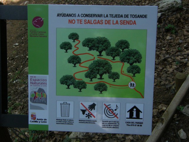 Señal vertical advertencia ayuda conservación Tejeda de Tosande