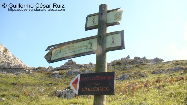 Señalización ruta ascensión Ojos de Llanegro y cima del Solpico