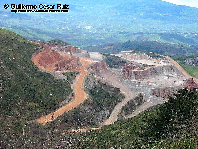 Cantera Arcelor-Mittal, S.A. en 2005 entre Cantu La Berruga o Berrugona y Picos Secos
